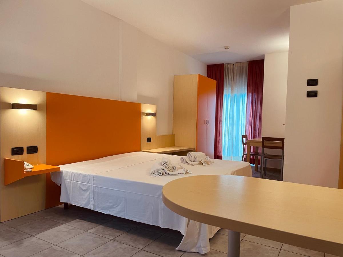 Hotel Grecale - Venturina Terme Εξωτερικό φωτογραφία